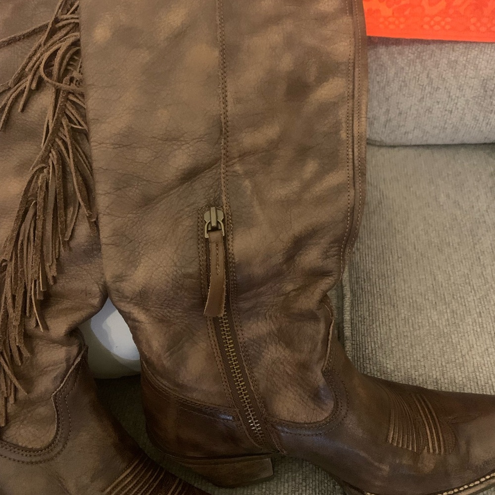 Ariat women’s leather western boots  side zipper side fringe size 8.5B - Picture 3 of 6